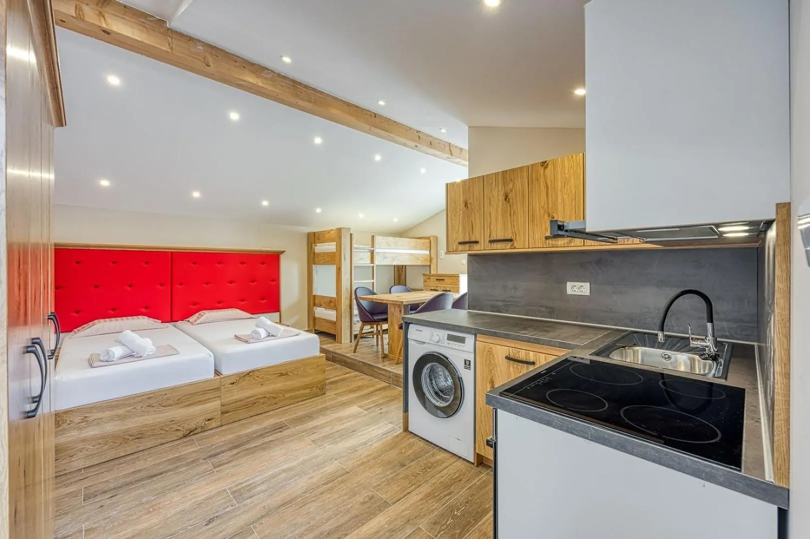 Viktor Katoro Hotel Umag 0*,
