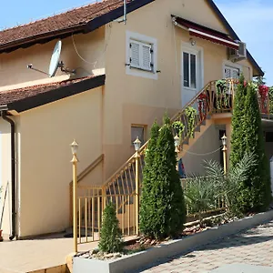 House With Umag